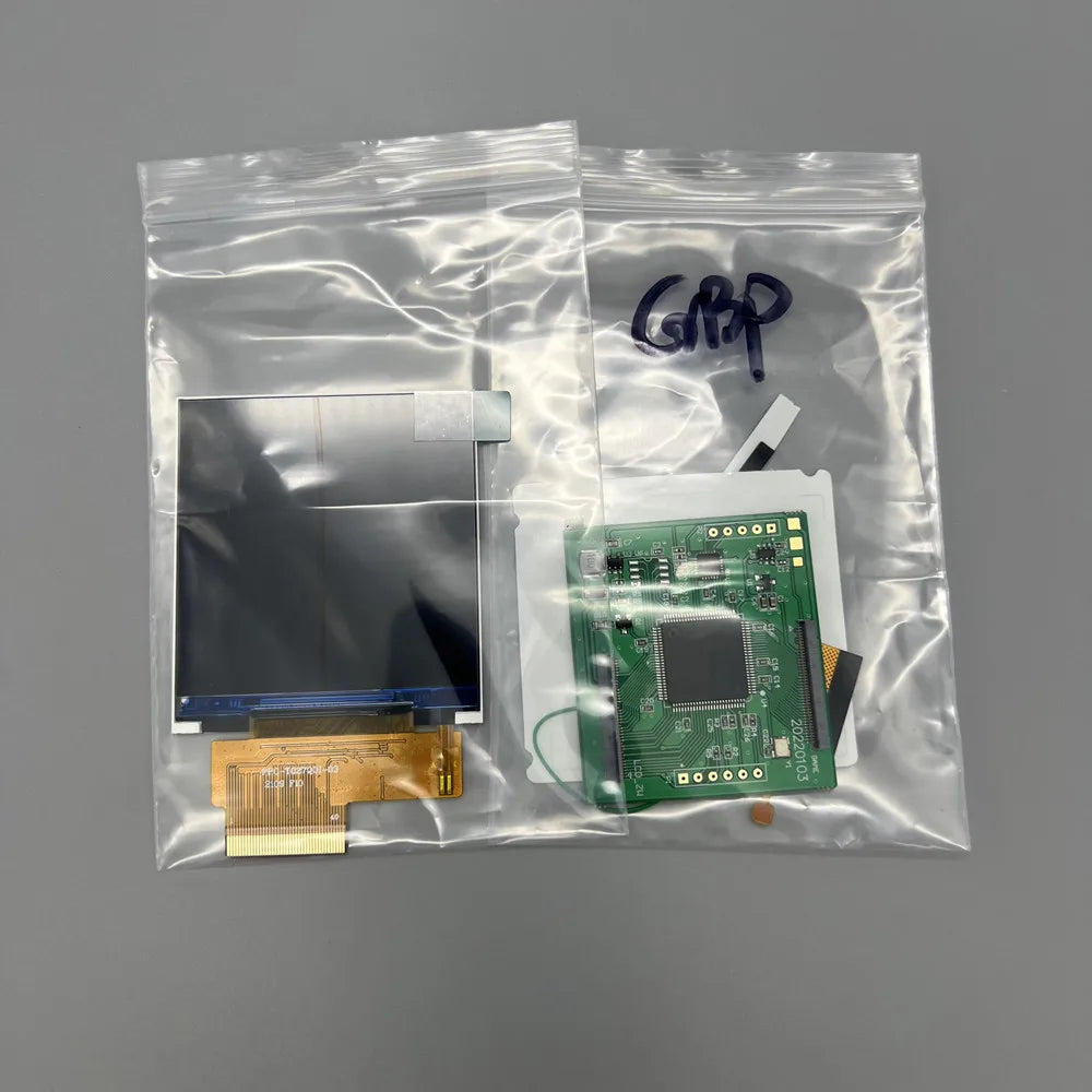 new GBP LCD screen. Easy to install 2.6 "original size IPS high brightness LCD screen is suitable for Nintendo Gameboy pocket